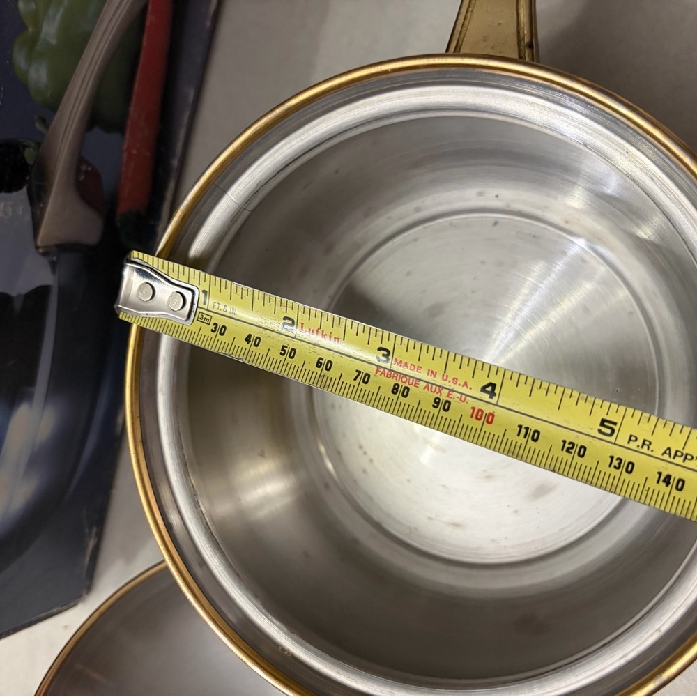 Stainless Steel Saucepan with Gold-Tone Handle and Lid vintage - Picture 7 of 9